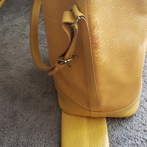 Louis Vuitton epi noe - Picture 5 of 10